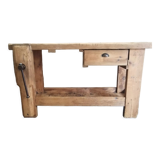 Carpenter's workbench