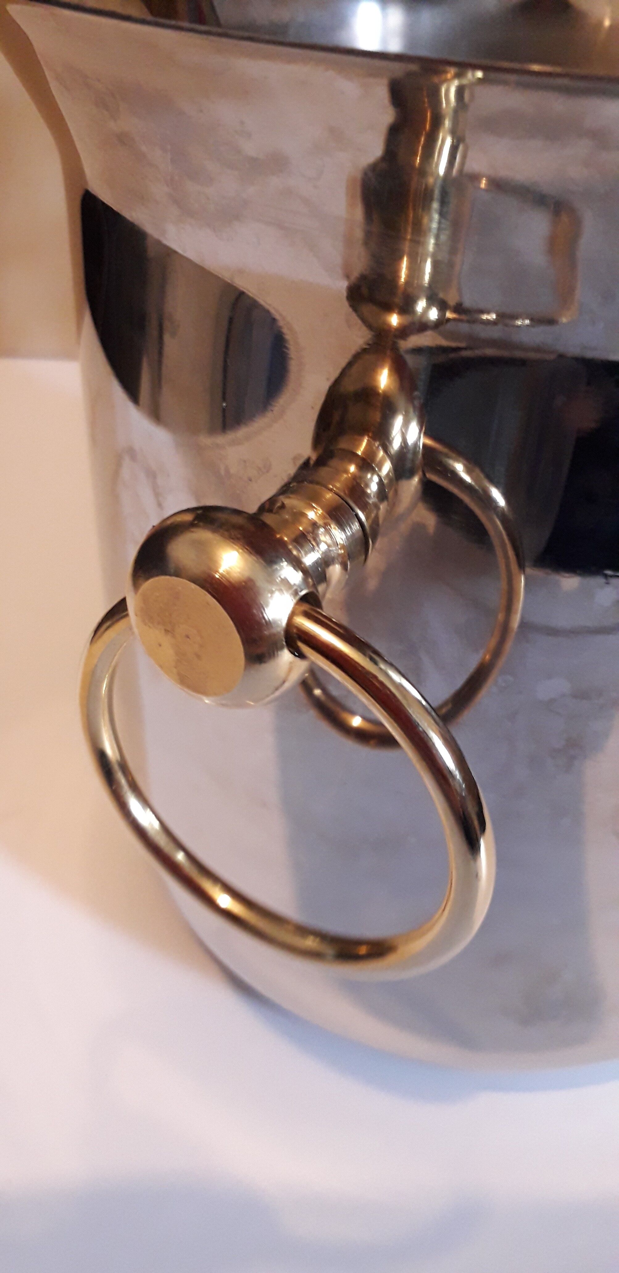 Stainless steel champagne bucket