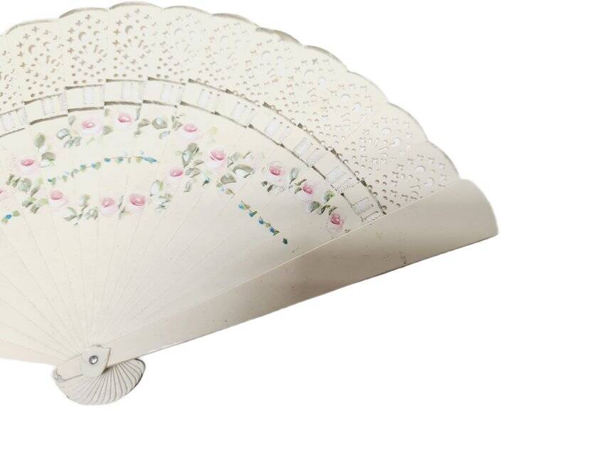 Art Nouveau Austro-Hungarian celluloid fan, 1900s