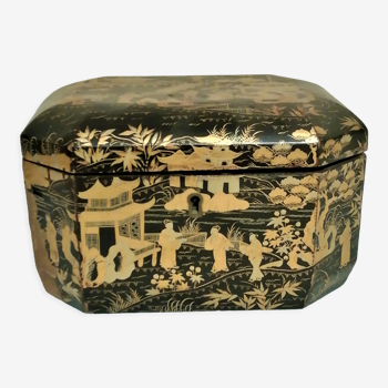 Old tea box in Chinese lacquer. XIXth.