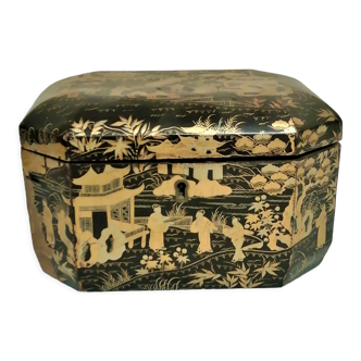 Old tea box in Chinese lacquer. XIXth.