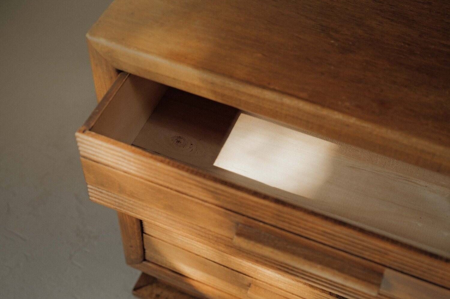 Commode moderniste, France, vers 1940