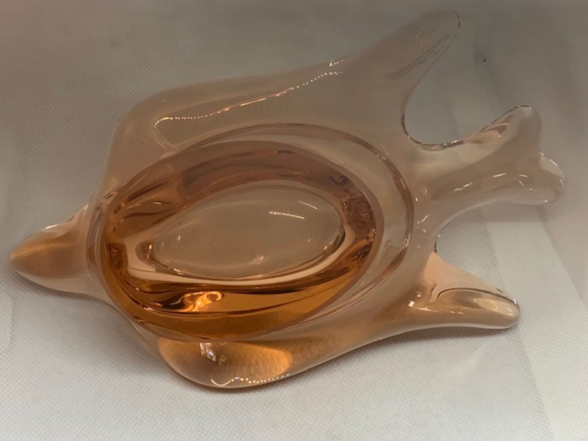 Hirondelle vide poche en verre cristal rose
