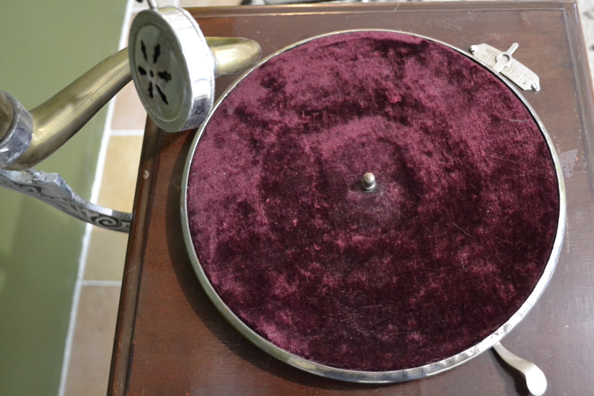 Gramophone "la voix de son maitre"