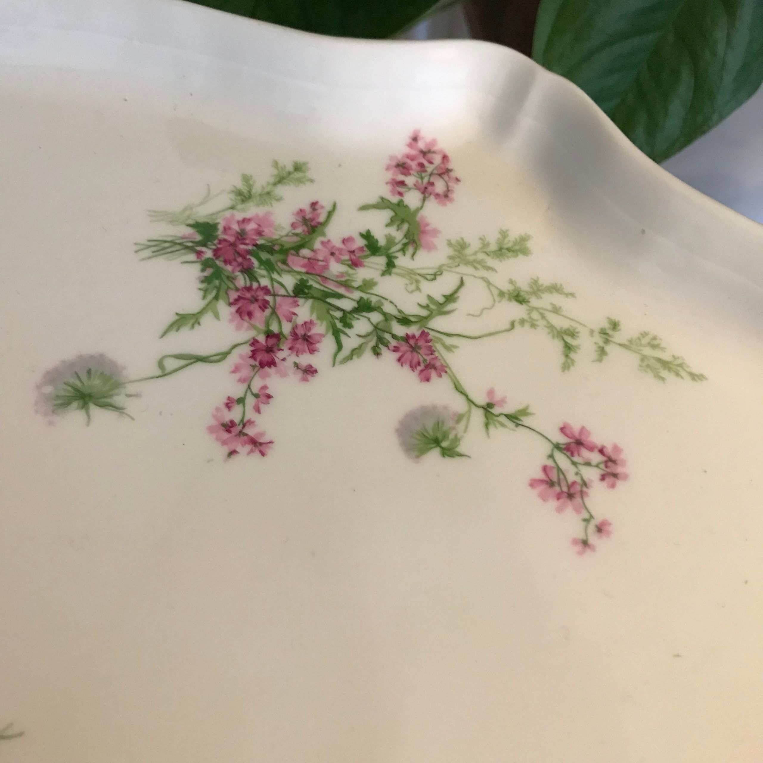 Porcelain cake dish pink and green flower