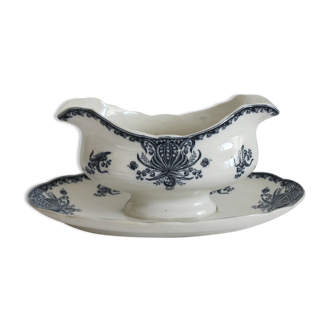 Ironware sauce boat with blue palmette decoration