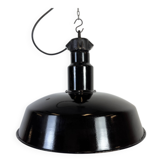 Grande lampe d'usine industrielle en émail noir avec dessus en fonte, années 1950