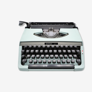 Vintage typewriter Brother 210