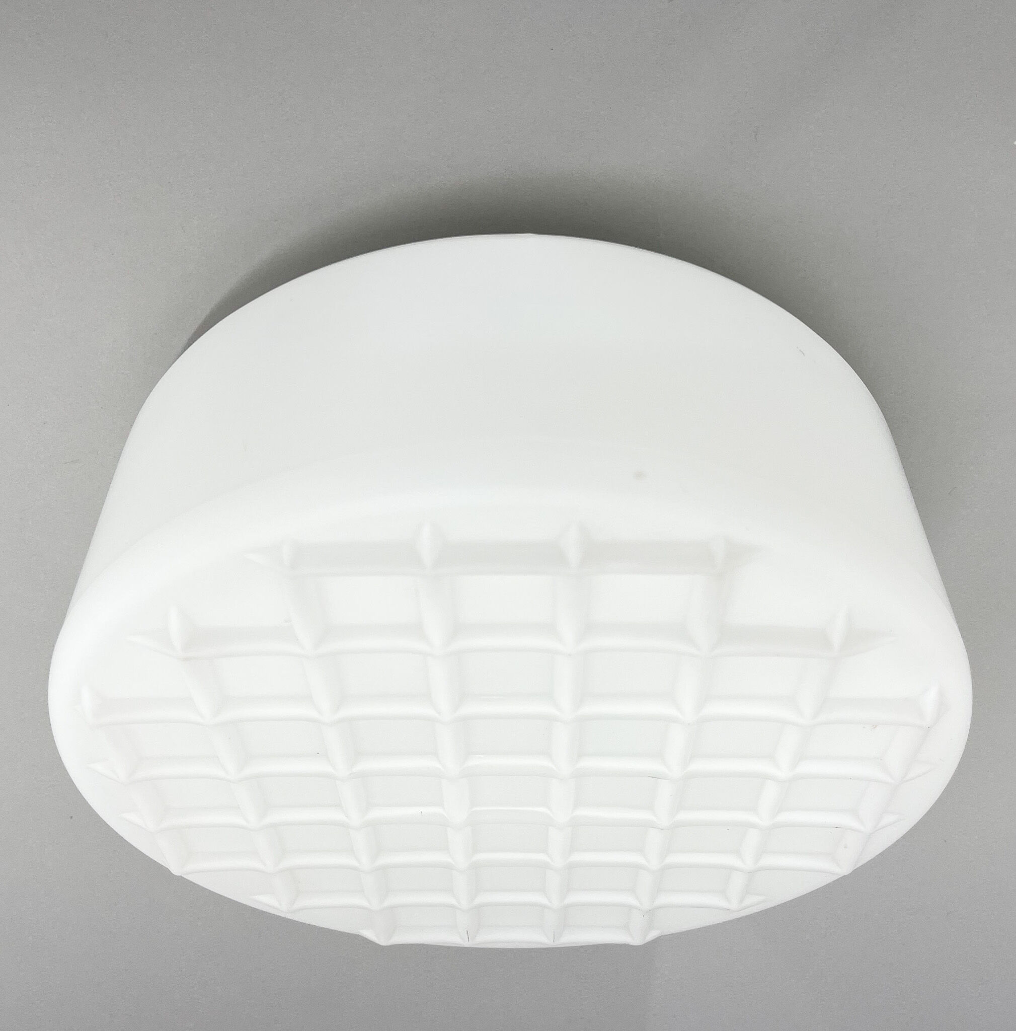 Mid-century flush mount
