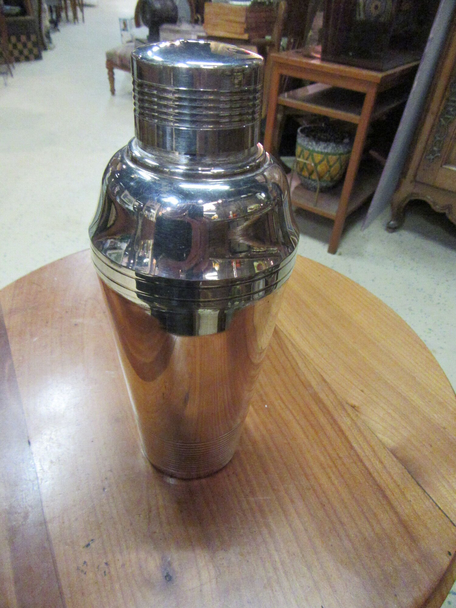 Shaker sur plateau avec 6 gobelets métal argenté vintage