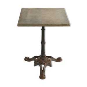 table en bistro en fonte