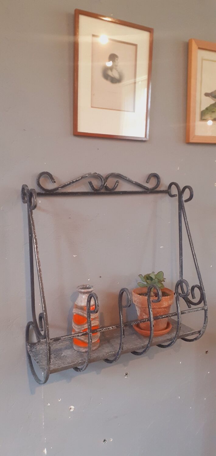 Vintage wall planter year 70