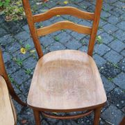 4 chaises bistro aux assises sérigraphiées
