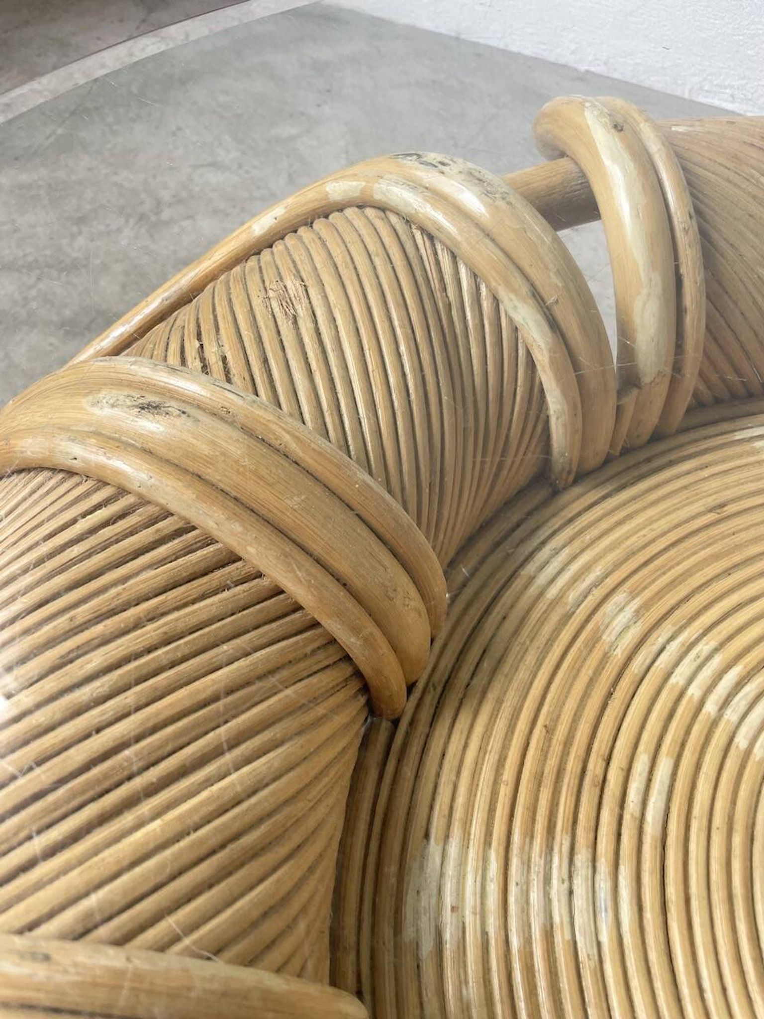 Vivai del sud “flower” rattan coffee table