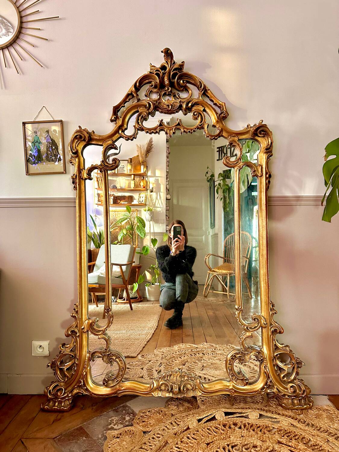 Antique mirror with carved gilded wood glazing beads 164x127