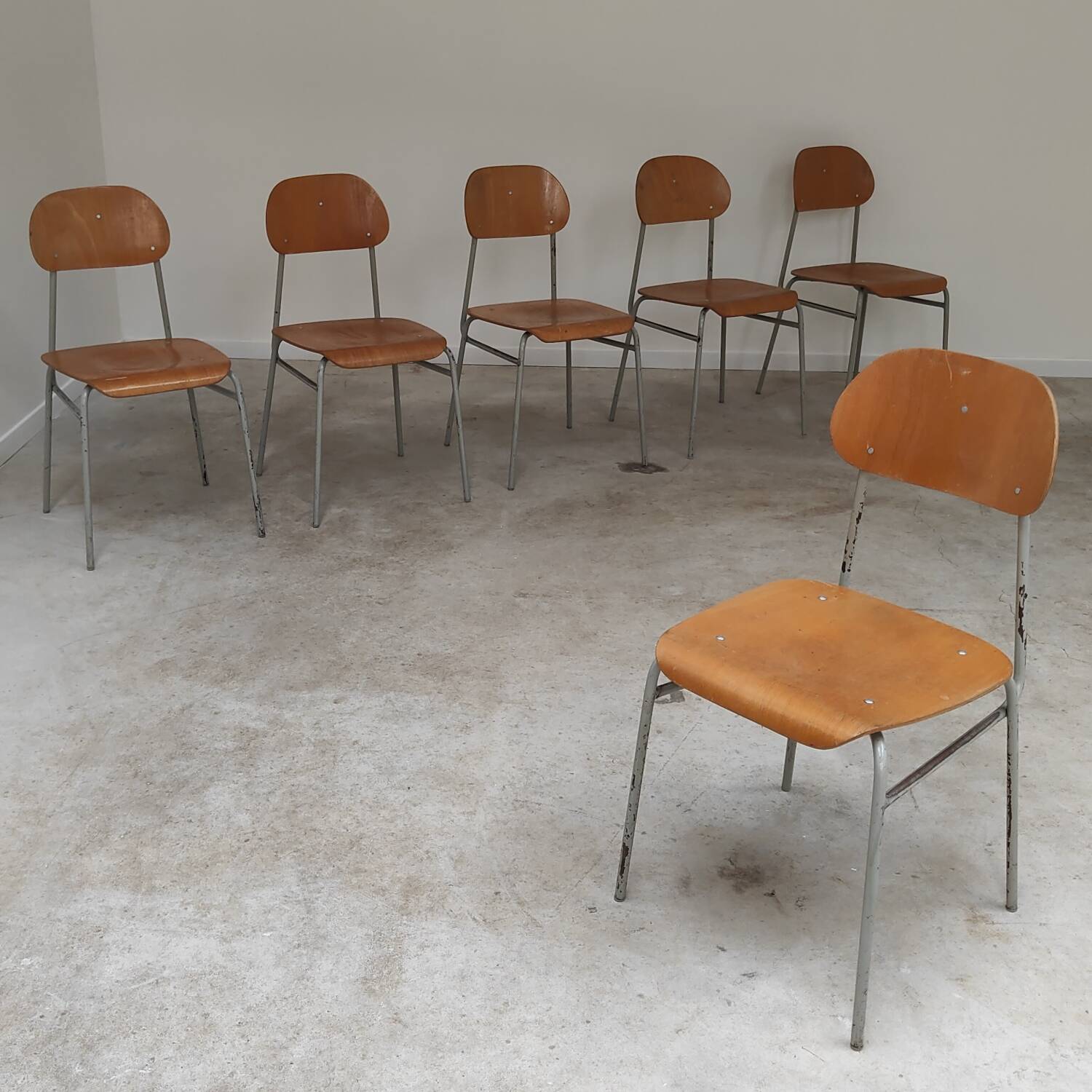 Set of 6 Czech school chairs from the 60s