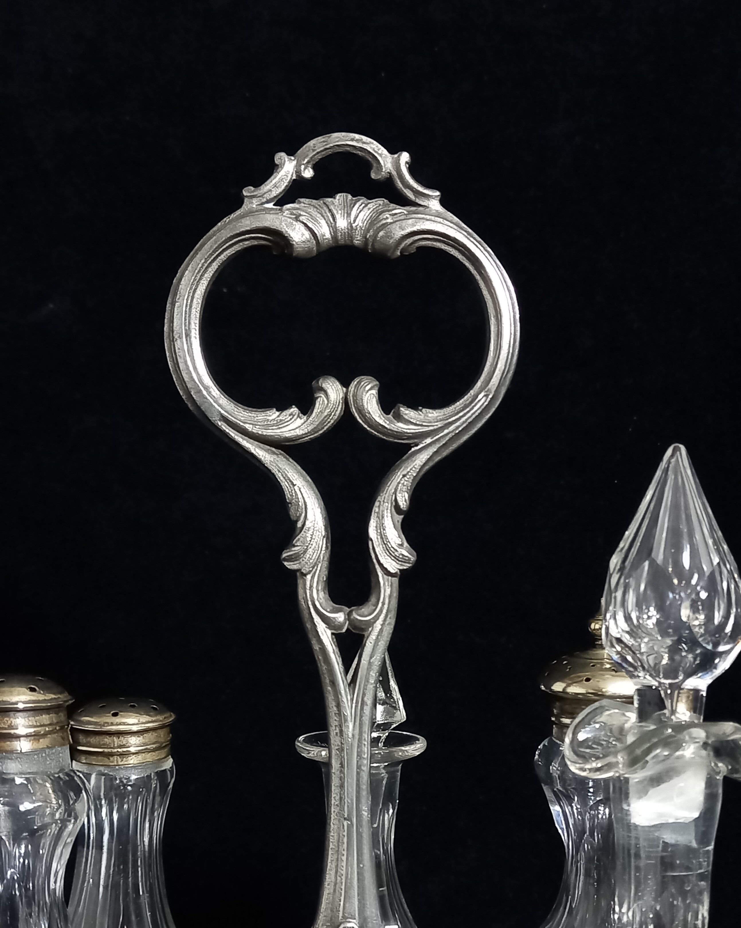 Neoclassical Style Condiment Service (Six Pieces)