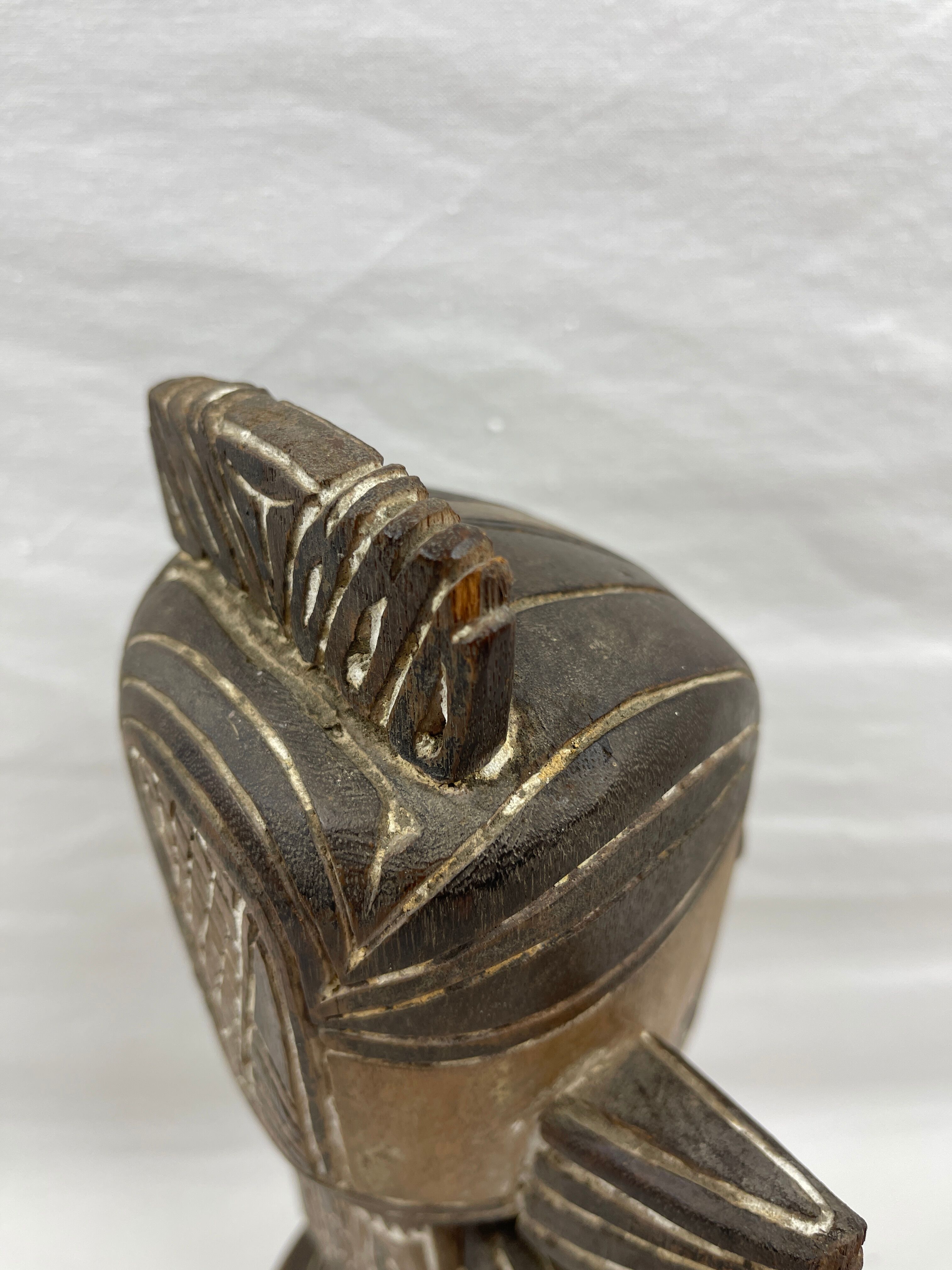 Tiki of Oceania, 30s