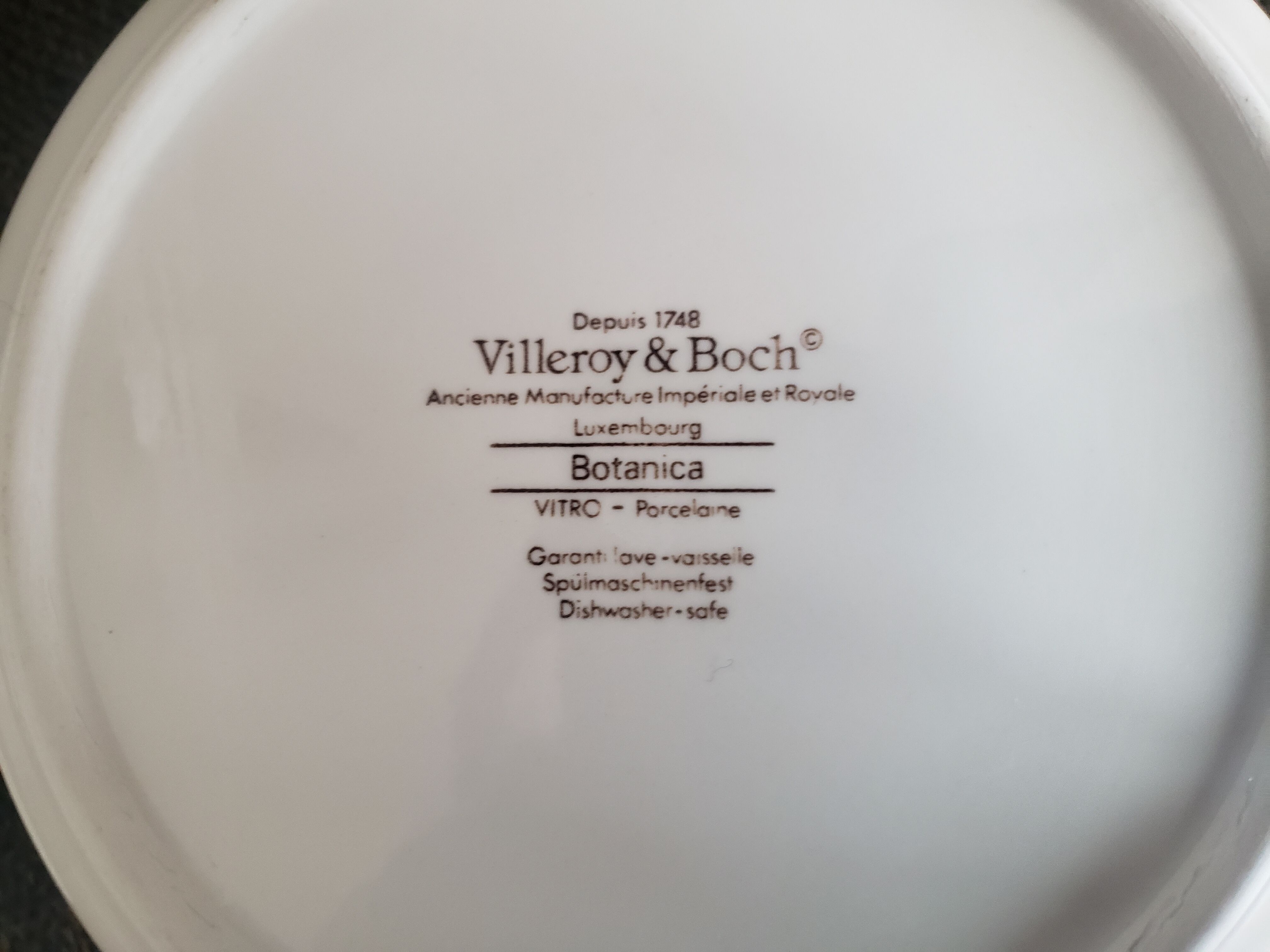 Porcelain box blueberries Villeroy and Boch