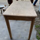 Petite table en chêne