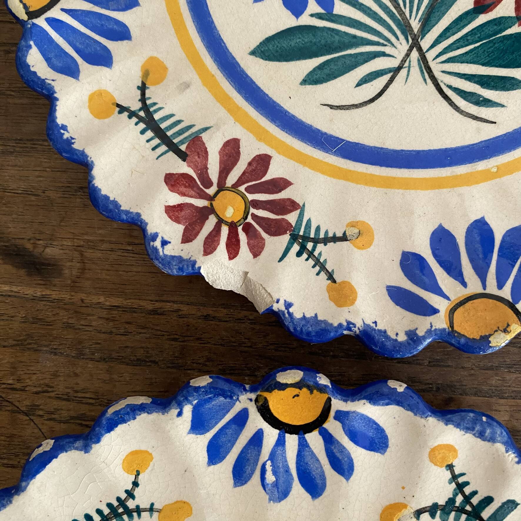 Henriot Quimper dessert plates, hand-painted earthenware.