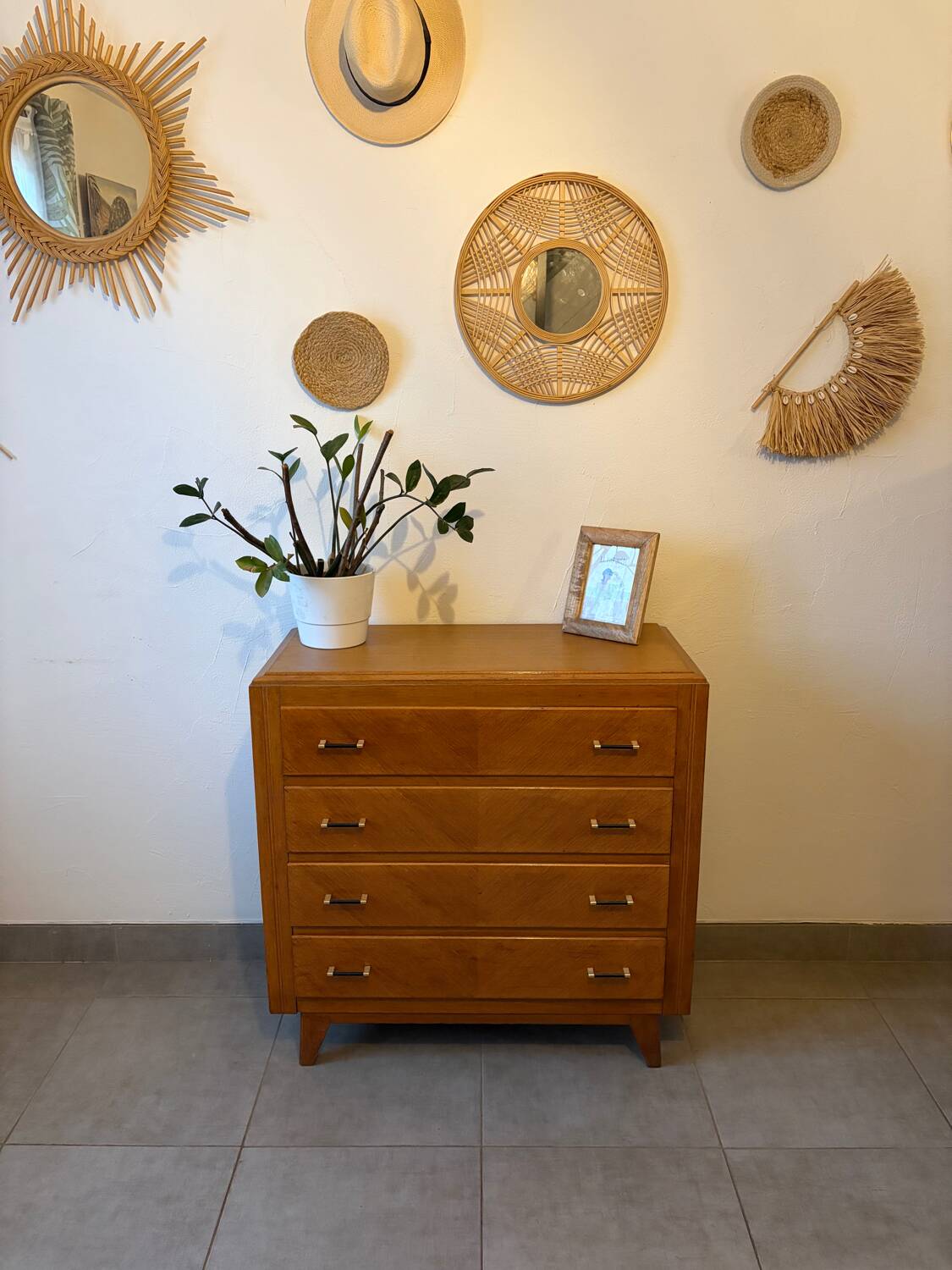 Très belle commode vintage en chêne miel