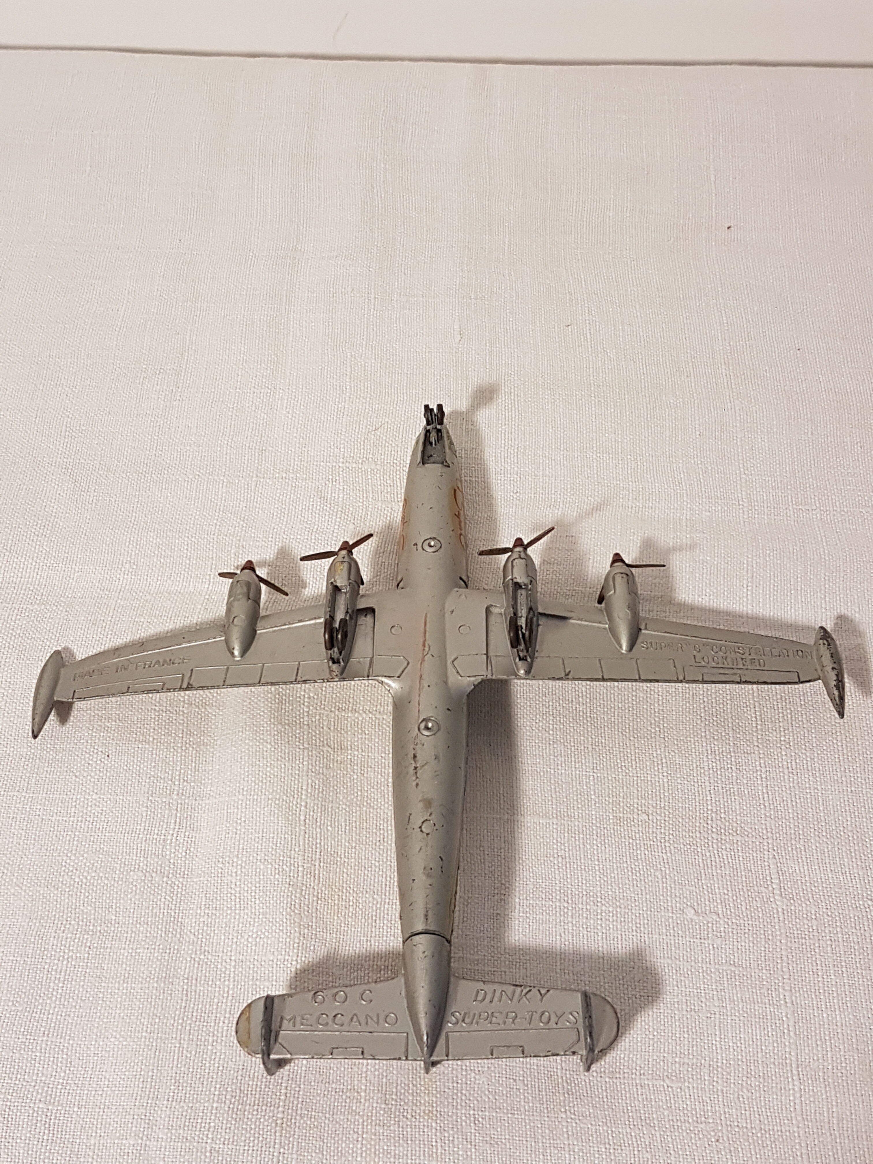 DINKY SUPERTOYS 60C "SUPER G CONSTELLATION" LOCKHEED