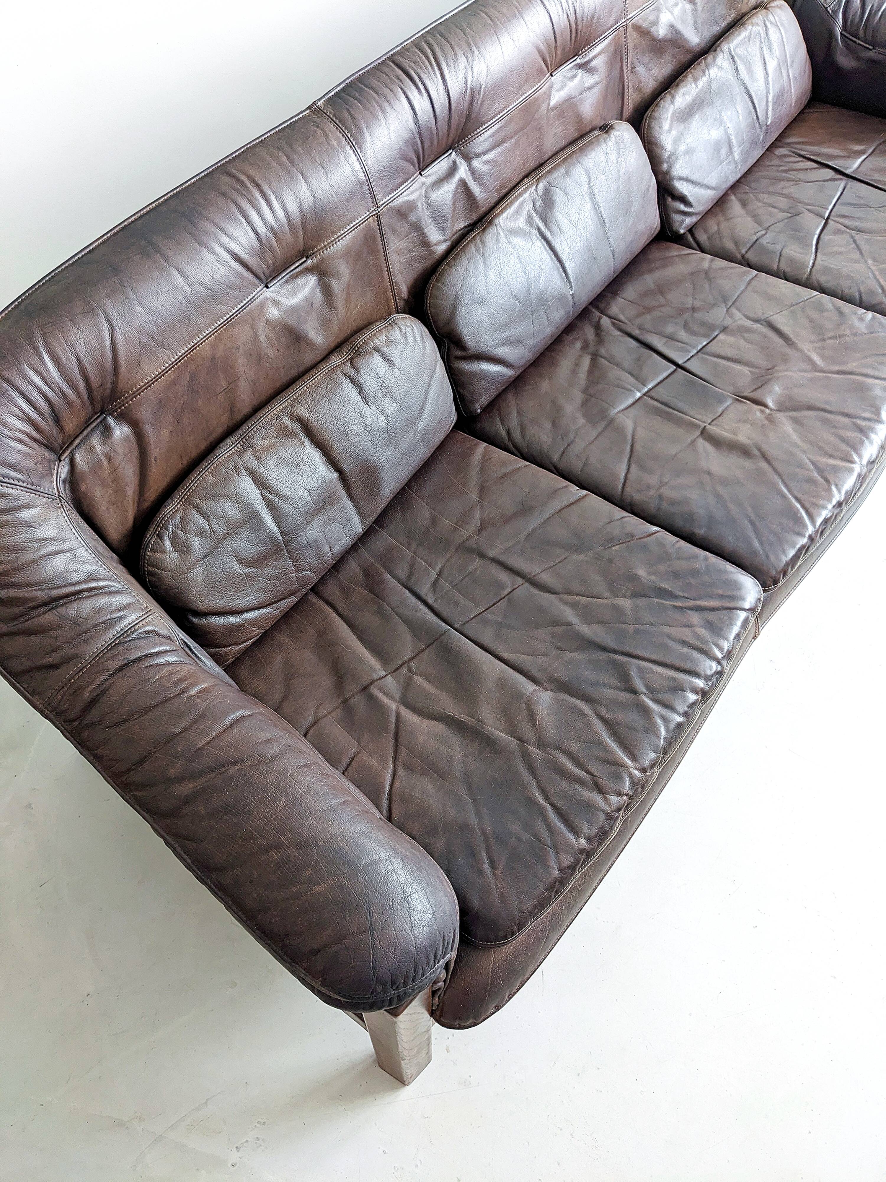 Brutalist Set of Leather Sofa & Loungechair by Hain & Thome 1970's