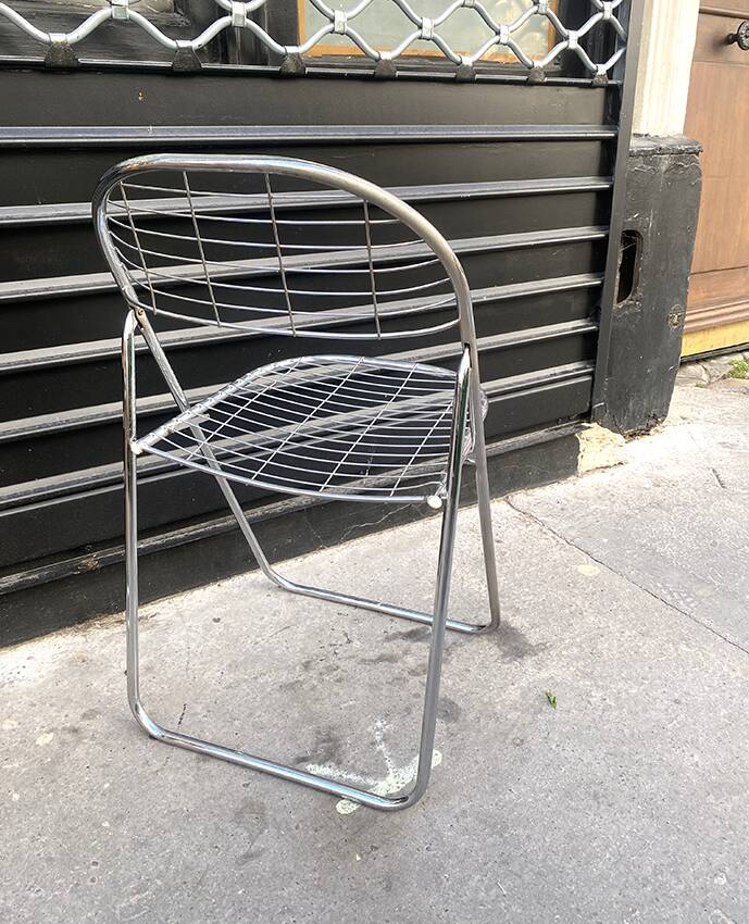 Pair of Niels Gammelgaard (?) "aland" mesh folding chairs, chrome, 1970