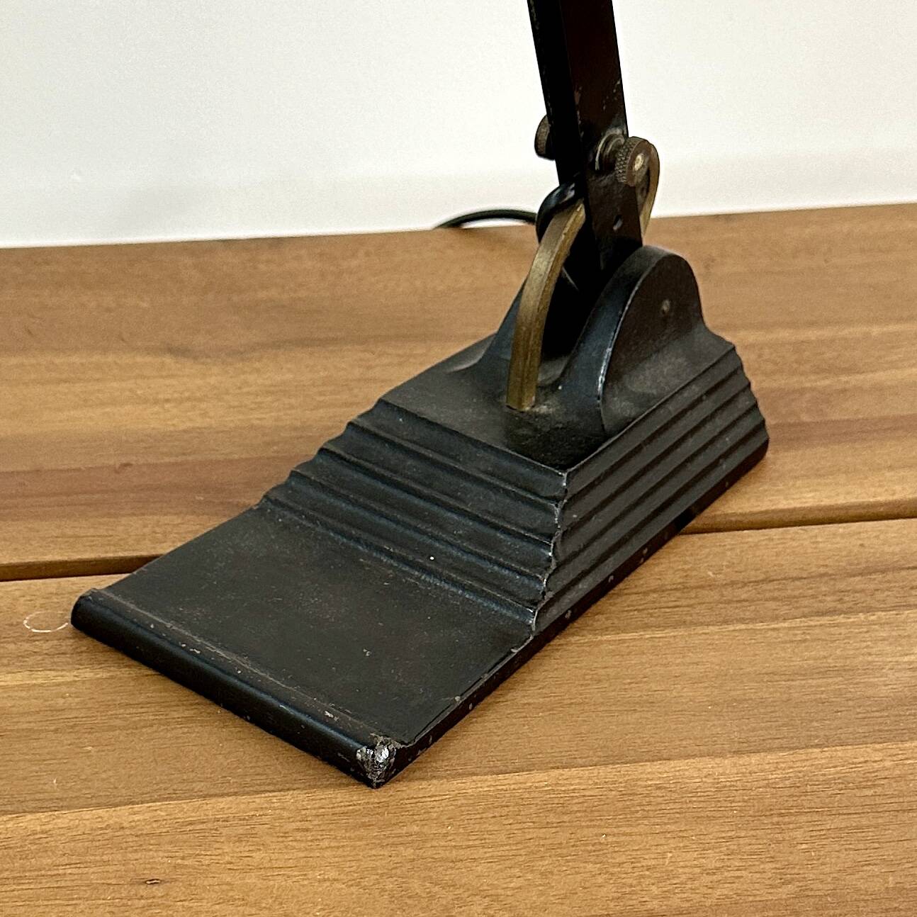 Lampe de bureau horax à piètement escalier - circa 1930