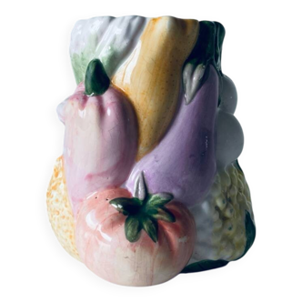 Vase en barbotine légumes