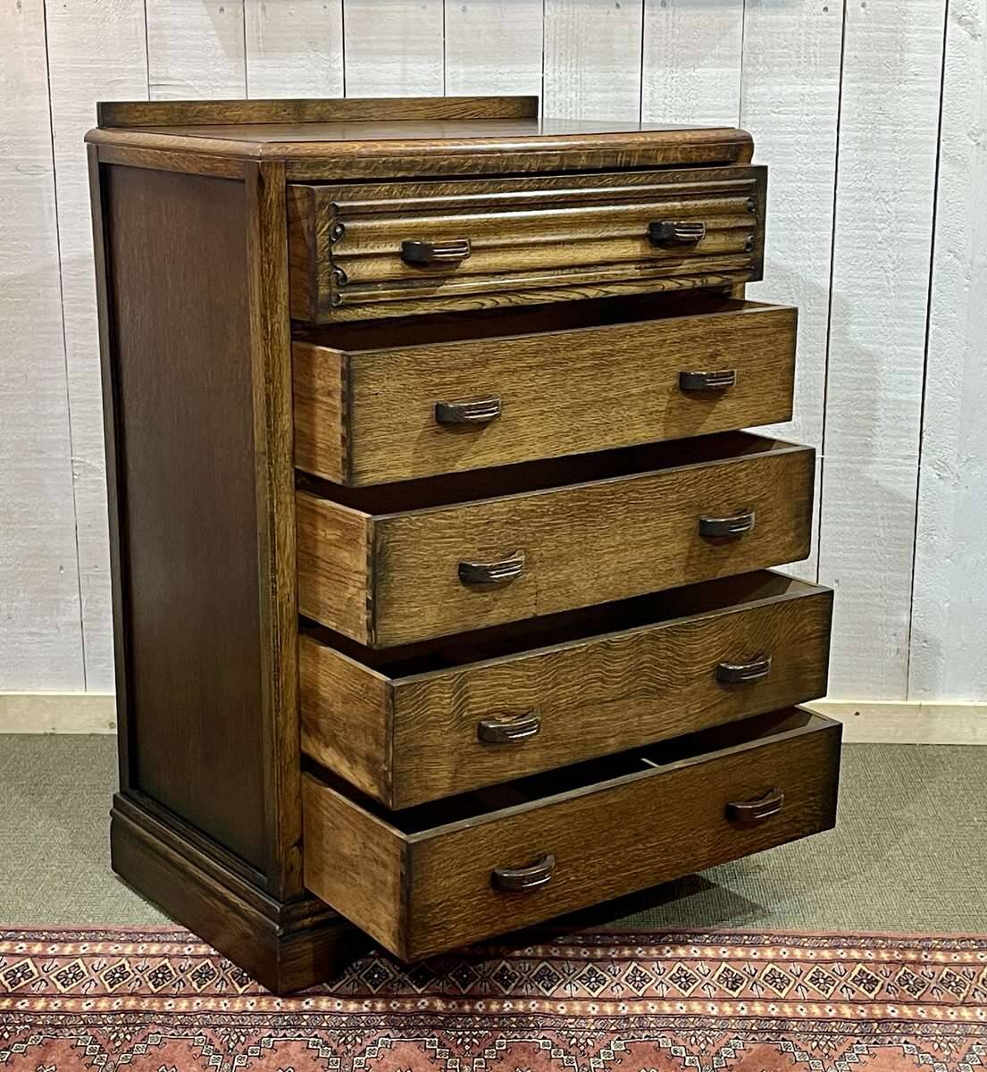 1950s English Art Deco oak chest of drawers