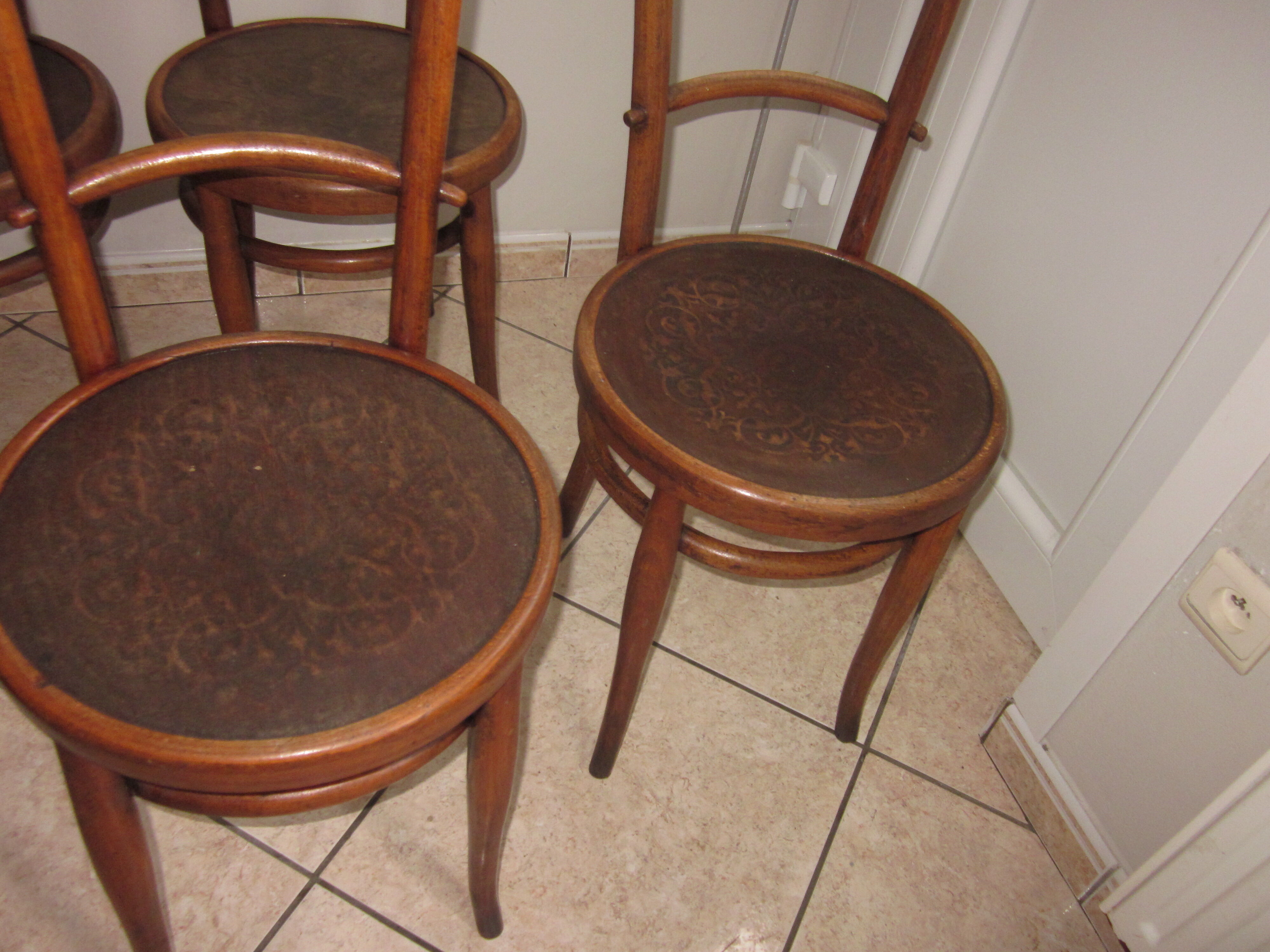 Set of 5 bistro chairs from the 30s