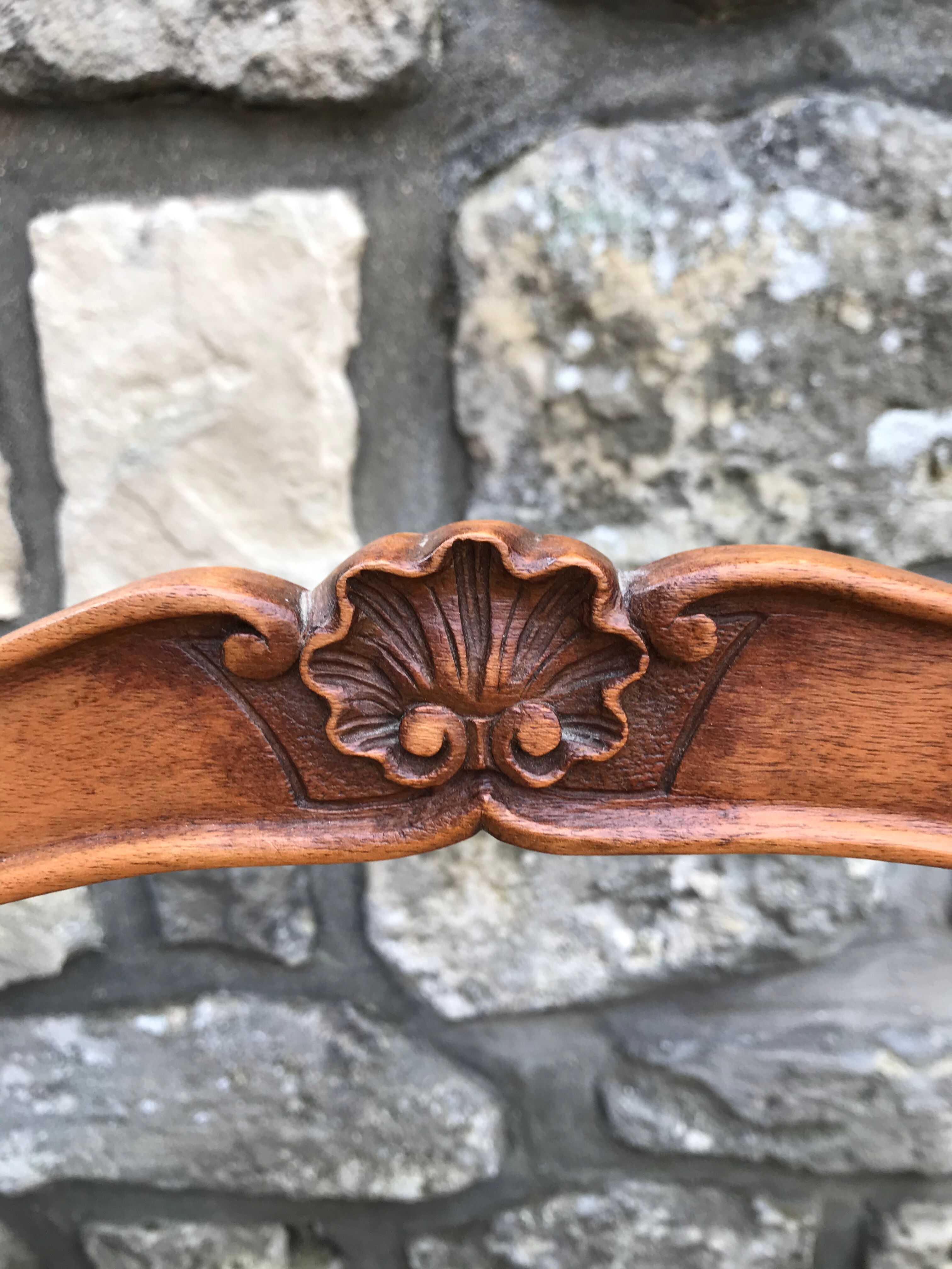 Pair of Louis XV-style bedroom chairs