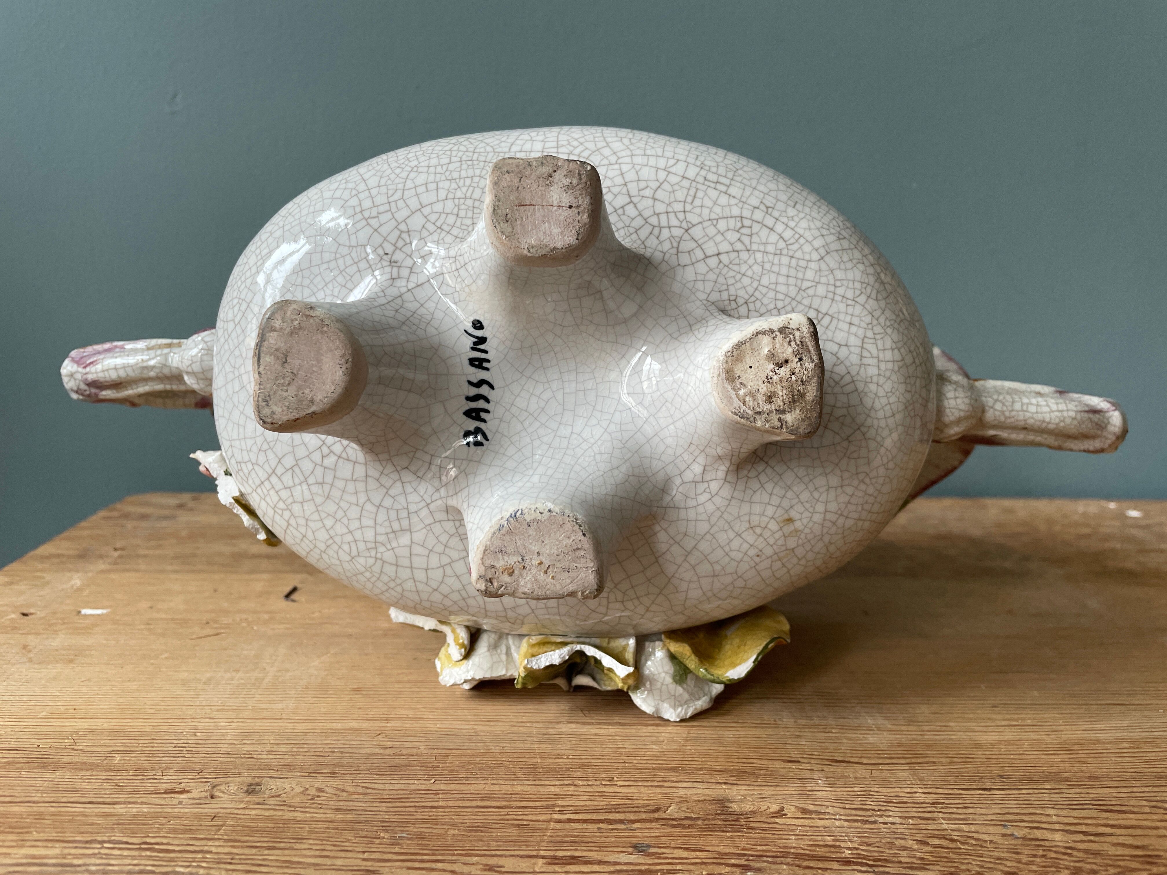 Bassano table planter, splashing flowers Italy