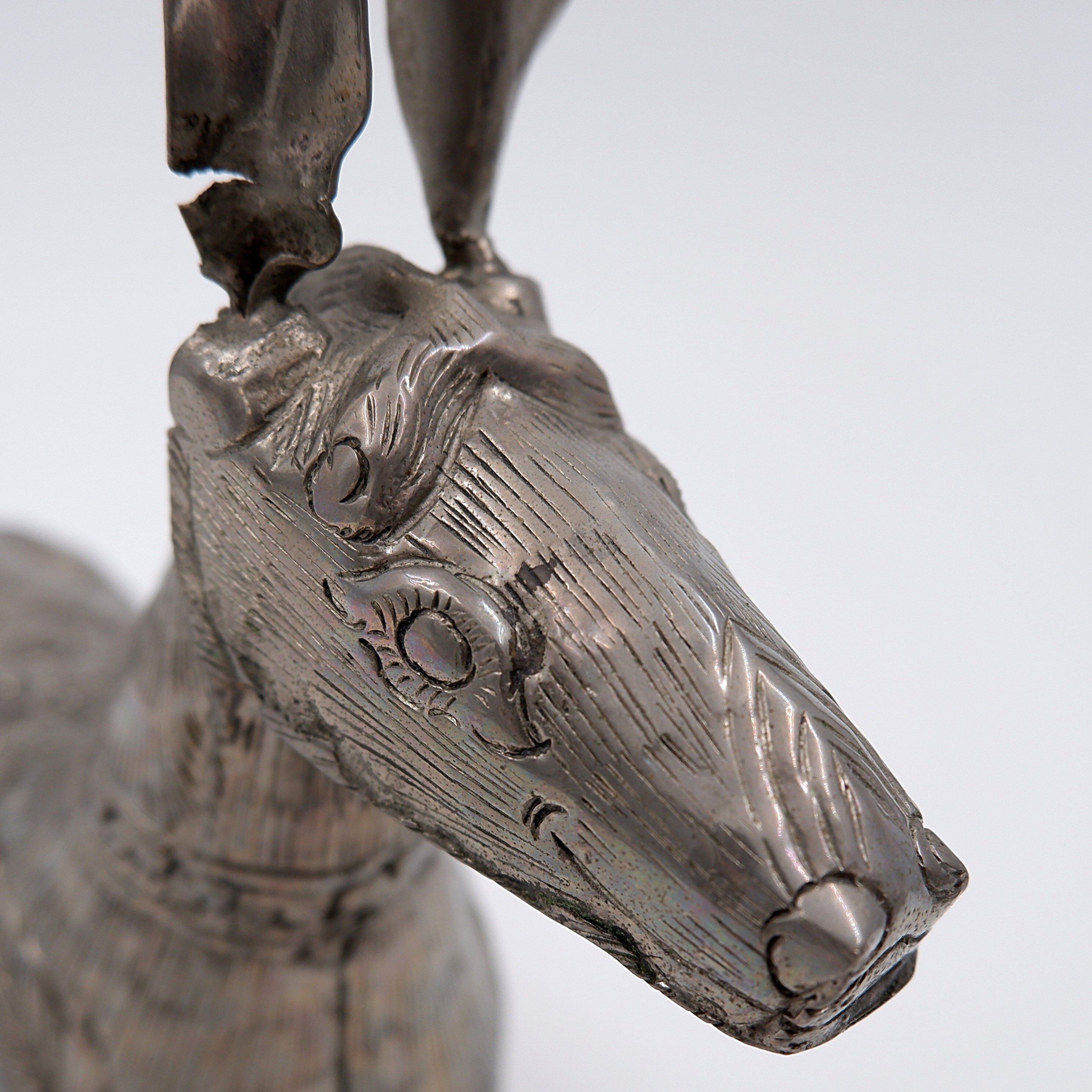 Boîte à bétel ancienne en métal argenté - Cambodge, première moitié du 20ème siècle