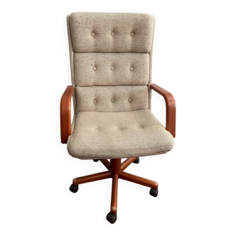 Office chair by Ring Mekanikk
