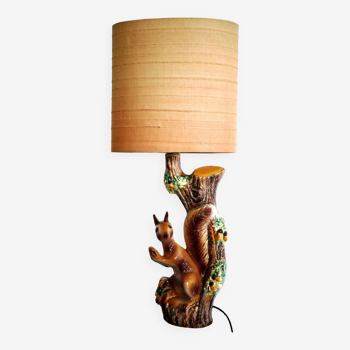 Lampe en céramique écureuil