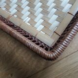 Wicker presentation basket tray