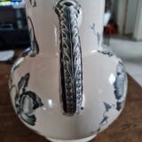 Broc de toilette en terre de fer Longchamp Pavots bleu-gris Fin XIXe