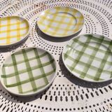 6 dessert plates