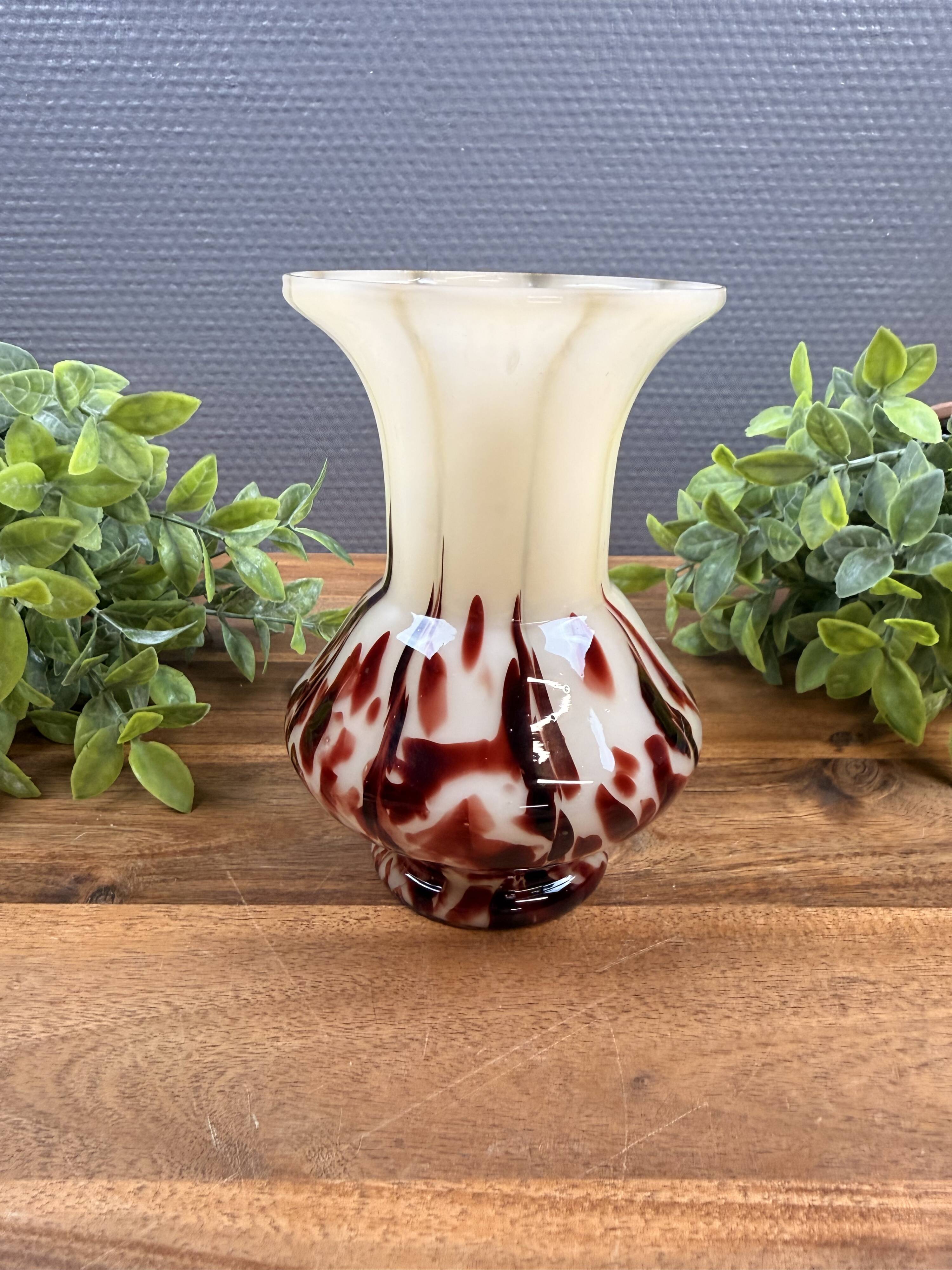 Small Art Deco Vase in Marbled Red Bordeaux Glass