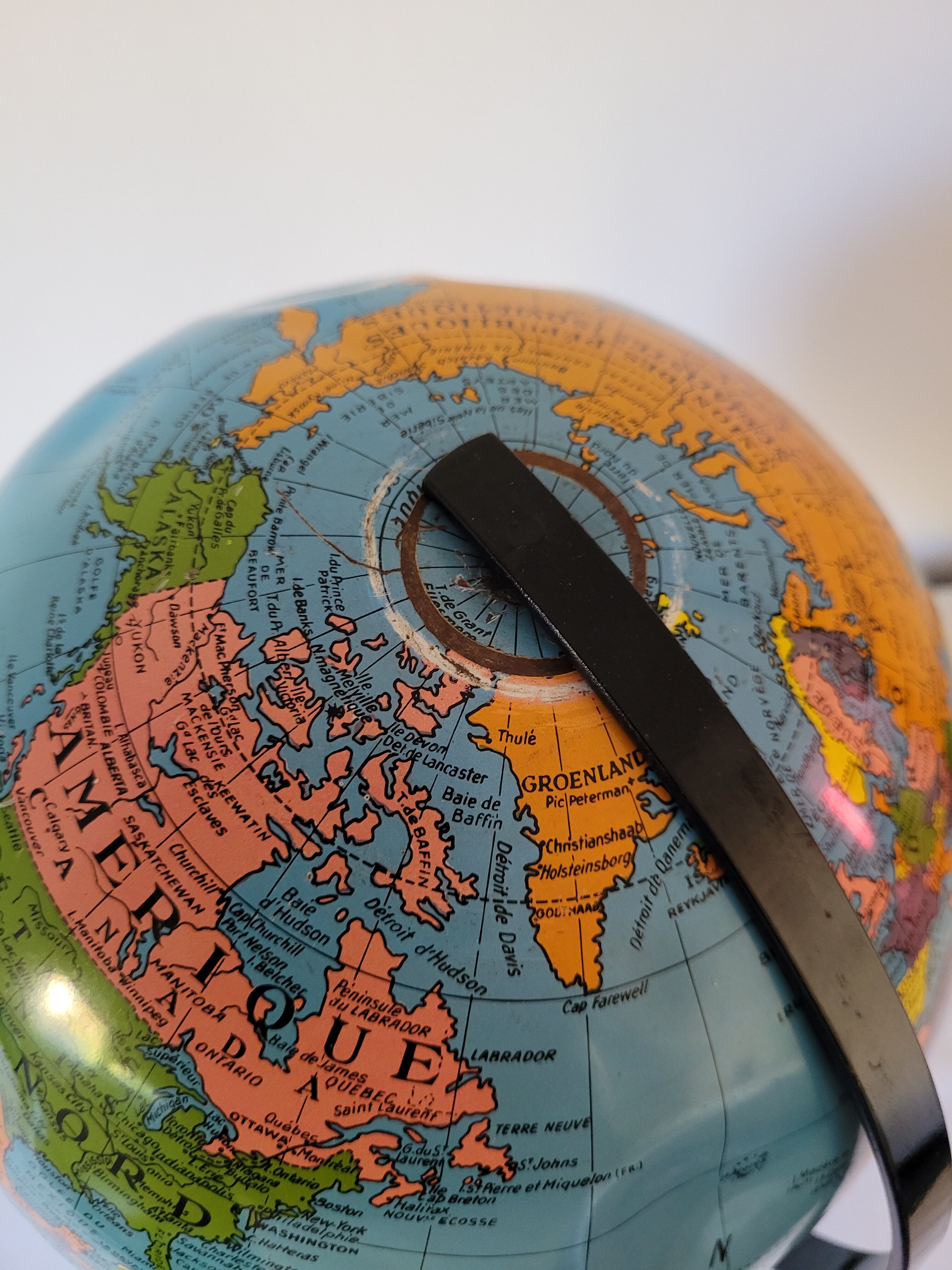 Globe metal maps Taride