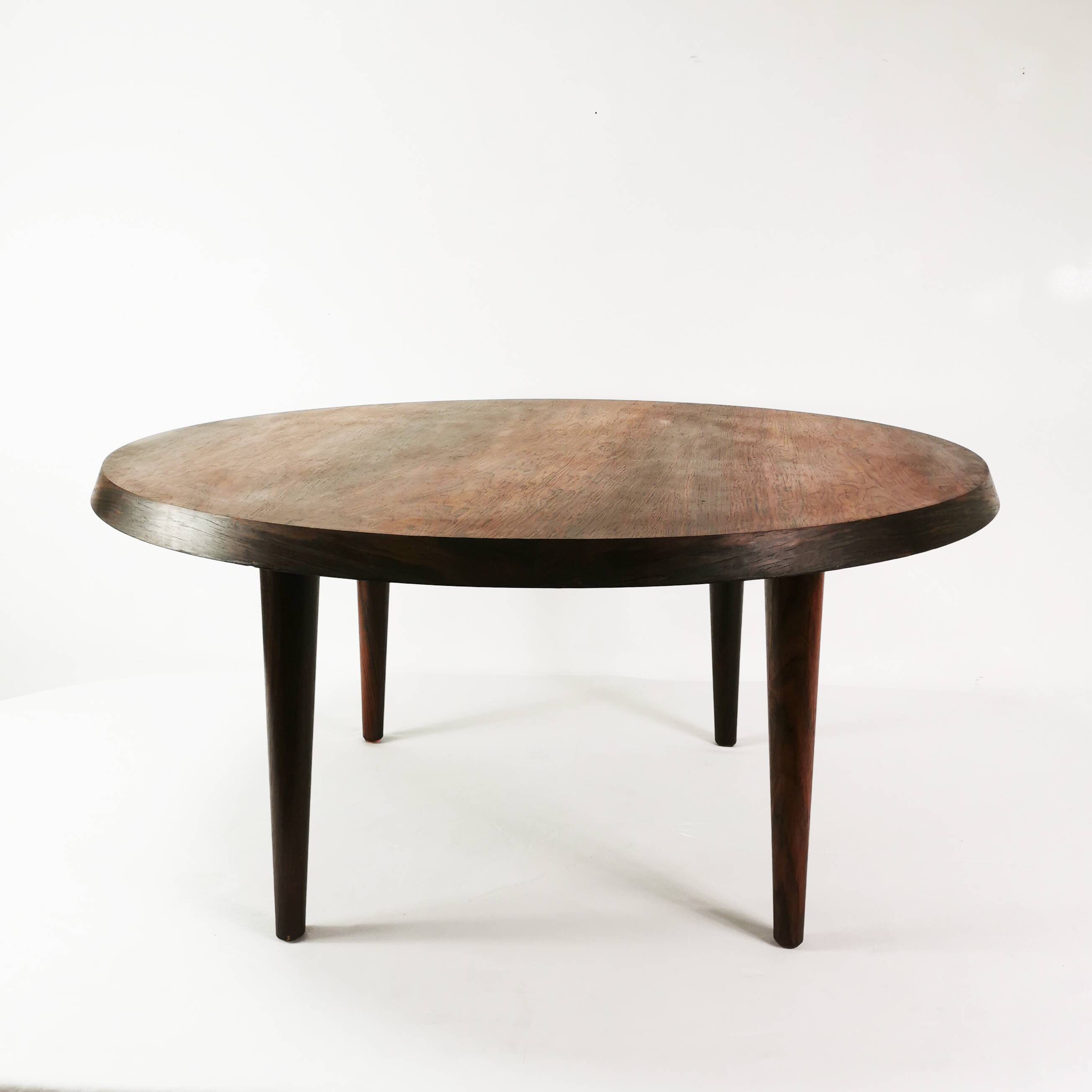 Round mid-century rosewood coffee table, Silkeborg, Denmark, 1960s.
