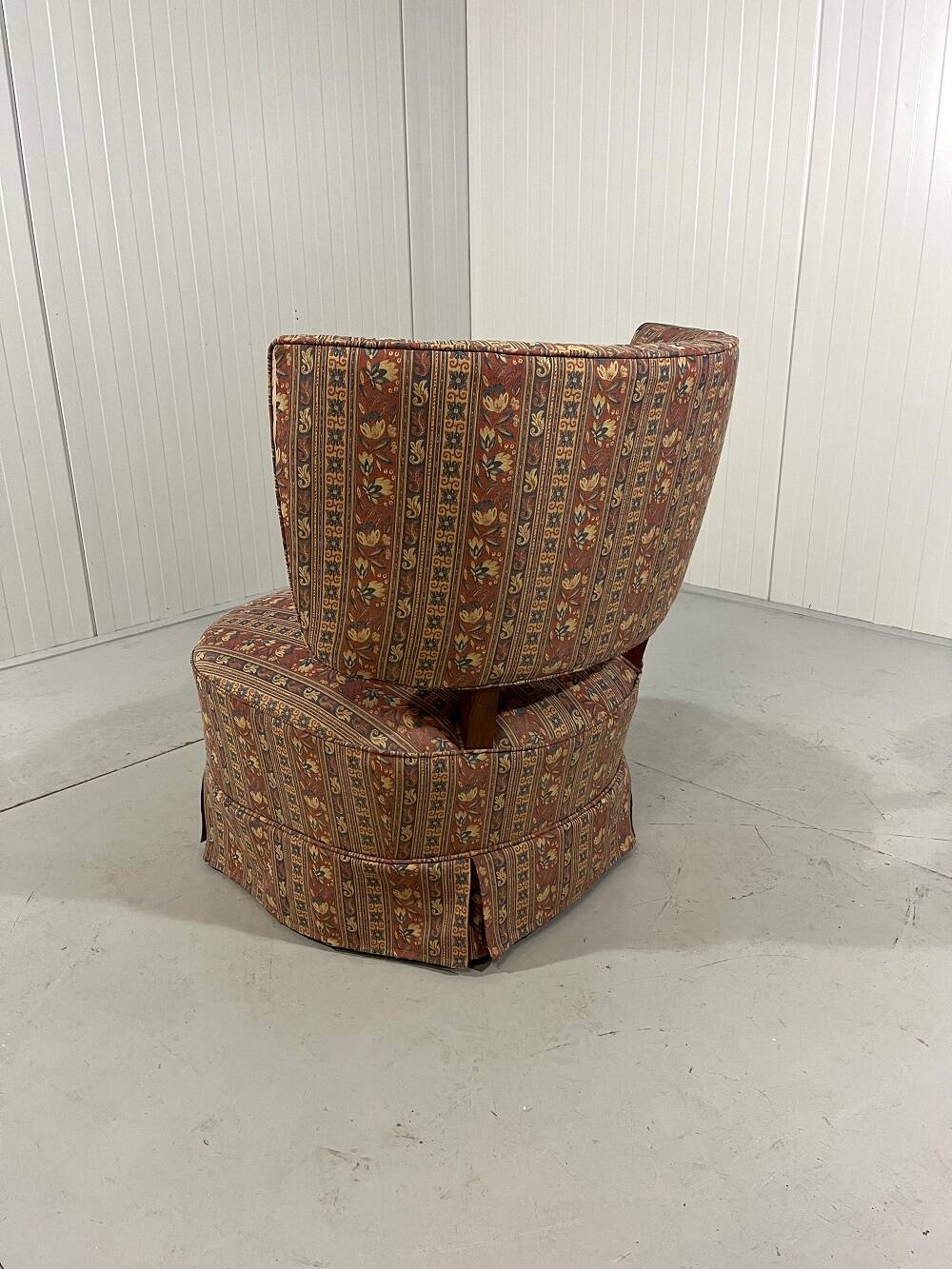 Chauffeuse scandinave en tissu, années 1950