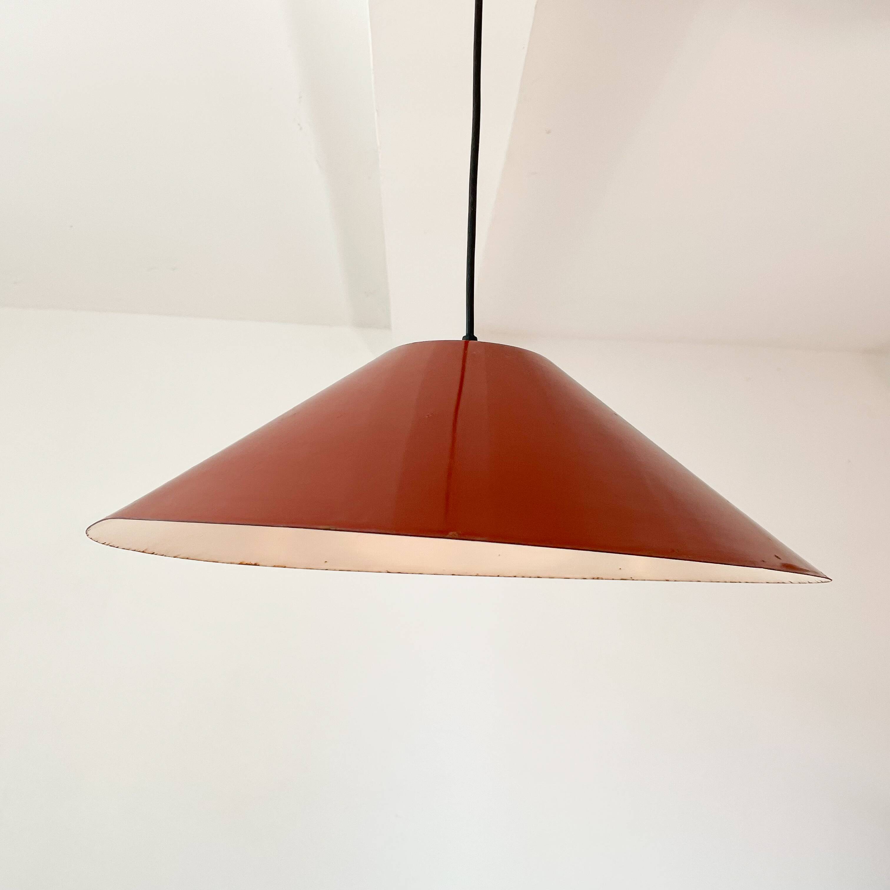 Suspension vintage en métal terracotta