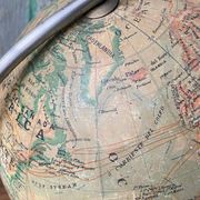 Ancien Globe Terrestre J. Lebègue & Cie, Paris — Environ 1885 / 1890 (Édition