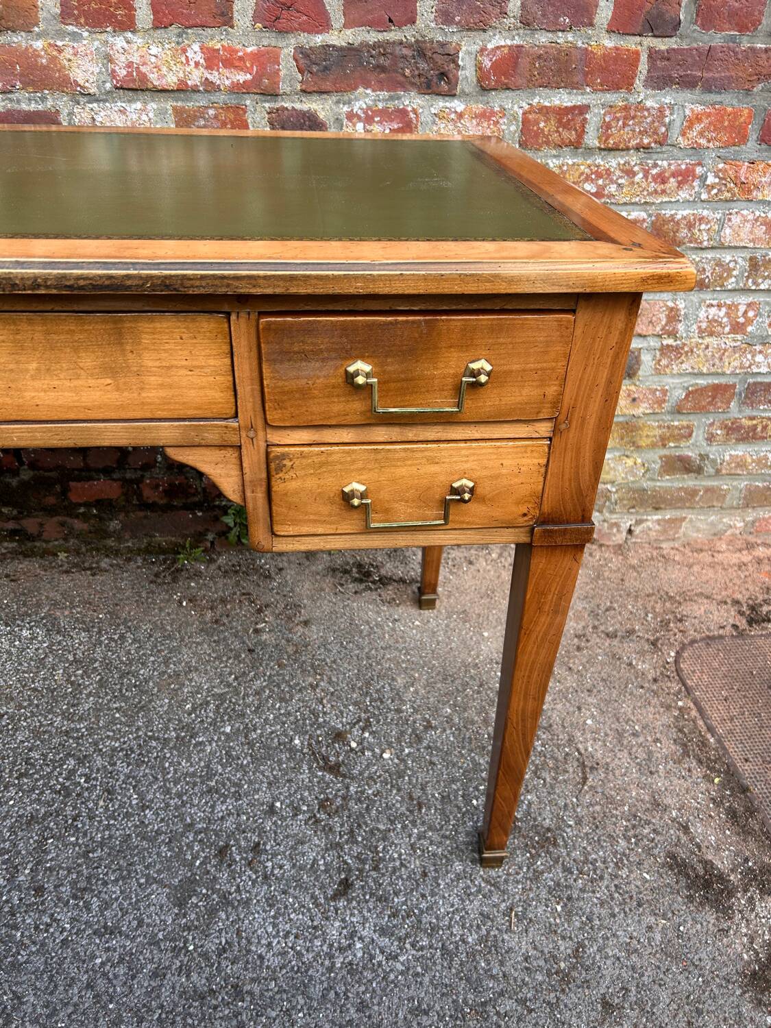 Joli bureau style Louis XVI vintage