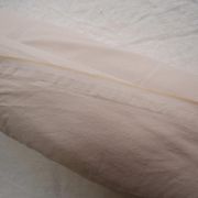 Drap broderie hirondelle, colori  rose"nude"