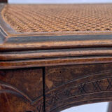 Pair of chairs canned